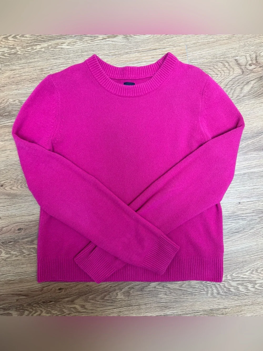 GAP Women's Crewneck Sweater in Fuchsia Pink